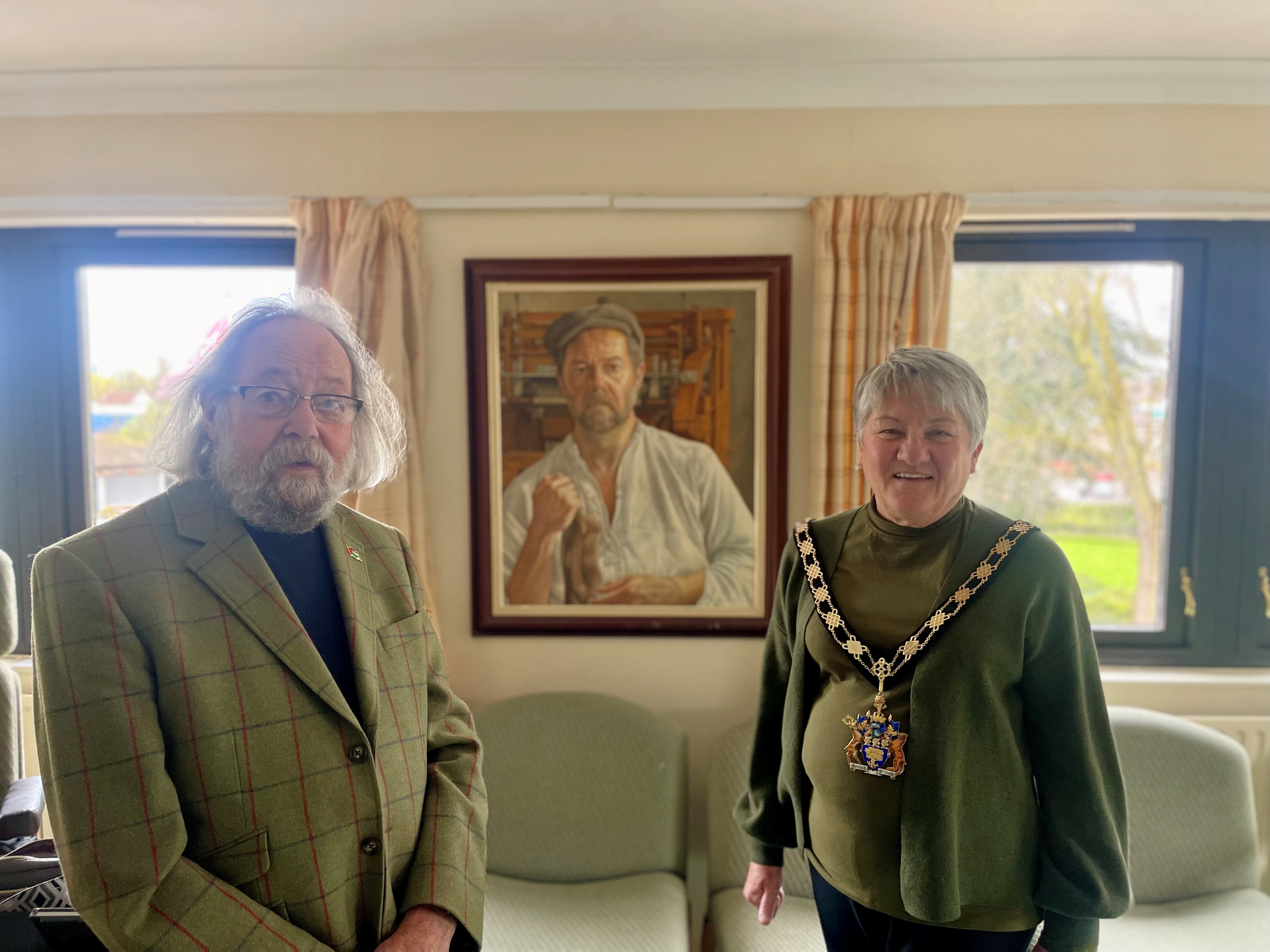 Artist Grahame Wheatley, the Mayor of Gedling and the award winning portrait